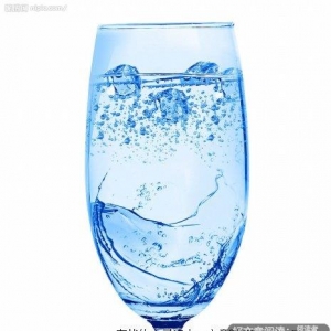 婚姻如水，宽容是杯