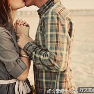 找漂亮的人恋爱，与心软的人结婚