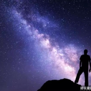 霍金：无论人生多么艰难，记住仰望星空