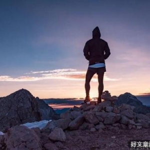成年人早把情绪调成了“静音模式”
