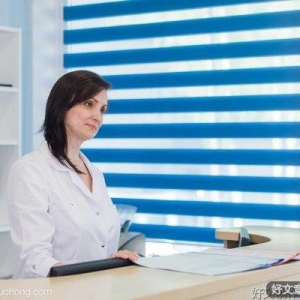医院里的一位女人