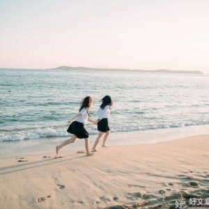 你和谁在一起，就过什么生活