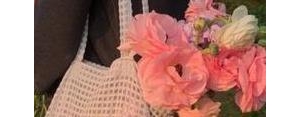 写有关花的句子,鲜花语录短句？