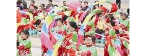 形容秧歌的经典句子,赞美秧歌扭得好的语句？