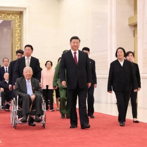 人民日报：榜样是看得见的哲理