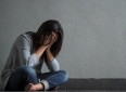 【感人故事】老人买棉鞋，哭着让老板便宜点，原来他的儿子离世了