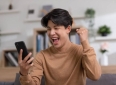 被一位铁粉感动，一篇文章送给她，让我这个老男孩儿也淘气一下