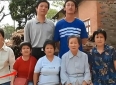 坚韧不拔，逆境中追梦：1.18米妈妈和天才孩子的感人故事