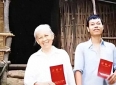 "爱情不设年龄界限！24岁小伙娶67岁老太，20年感人故事"