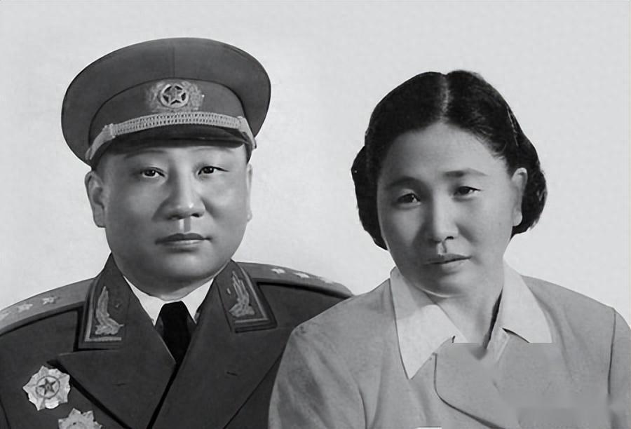 1950年，唐亮和张锐的爱情故事，爱的无尽守候