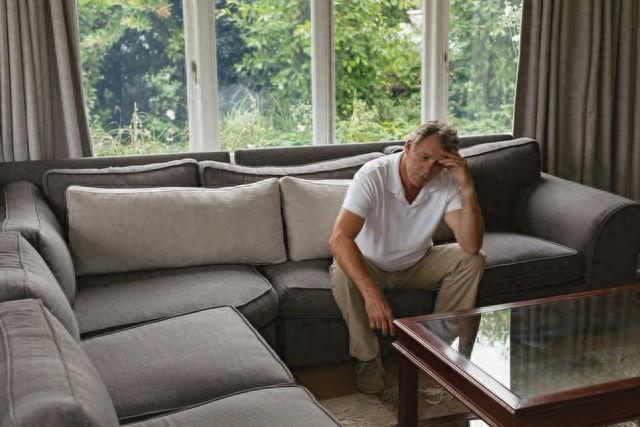 情感故事：71岁的人生感悟——晚年的亲情，终究逃不过现实与冷淡