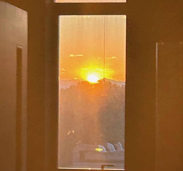 “句句不提爱，句句都是爱，浪漫爱情短句来了！”