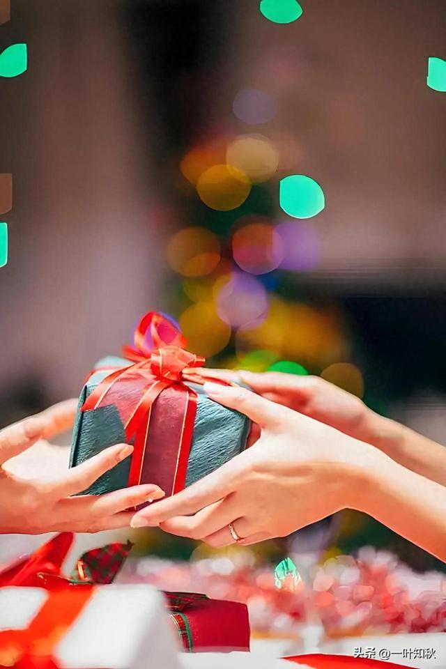 别让不懂人情毁了友情！这10条规矩一定要记牢