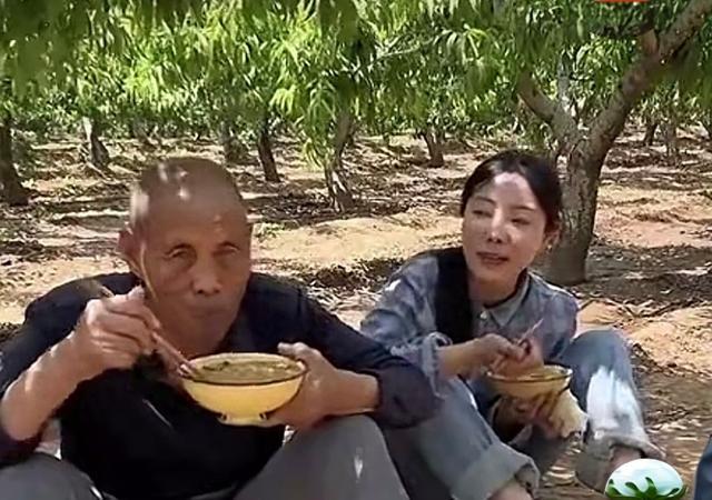 李福贵的故事感动全网，看哭无数人！