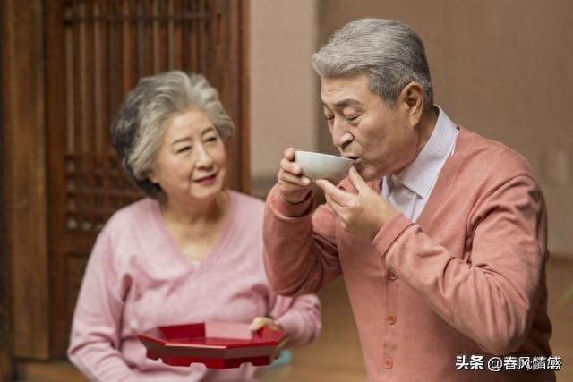 两性关系：一位85岁女人说出的大实话，晚年夫妻都该看看 值得收藏