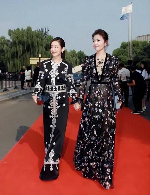 娱乐圈最难得的友情：低谷托底，双向真心