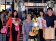 中国赚钱美国花？老戏骨祖孙三代在美奢华享乐过上“人上人”生活