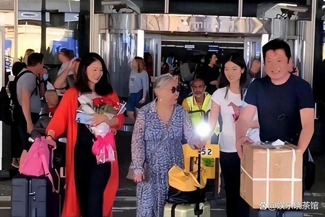 老戏骨祖孙三代美国奢华享乐，中国赚钱美国花，过上人上人生活