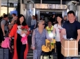 老戏骨祖孙三代美国奢华享乐，中国赚钱美国花，过上人上人生活