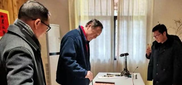 人情似金 文/强强