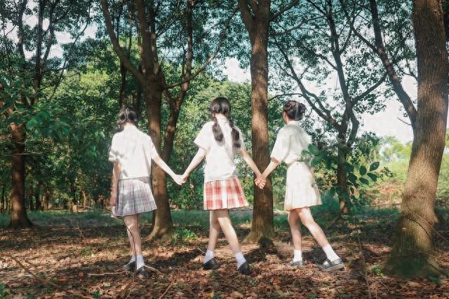 “比早恋更可怕！”中学生毒友谊正在迅速蔓延，家长要提高警惕