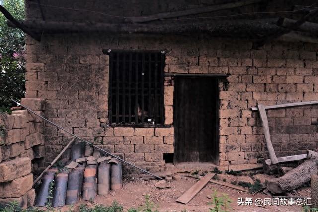 无儿夫妻抱养孤儿受尽非议，养子长大拒绝富豪亲生父母，孝心感人