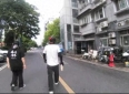 17岁女生拾金不昧，人民日报点赞！父亲回忆起一段感人往事