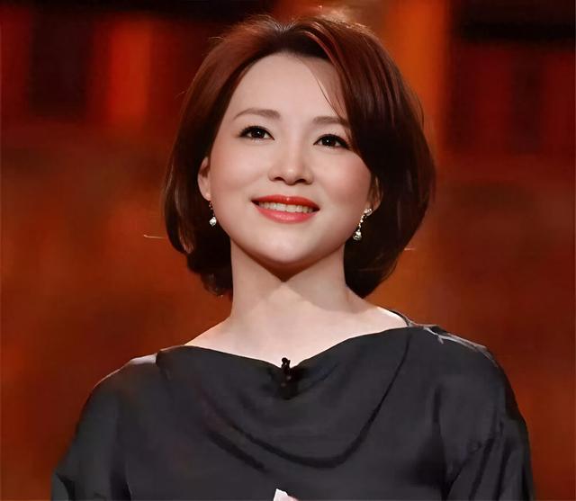 董卿：多少夫妻，表面和睦，内心早已形同陌路