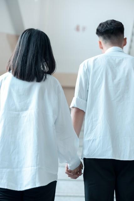 后来才明白，真正让人安心的爱情，从来不是轰轰烈烈