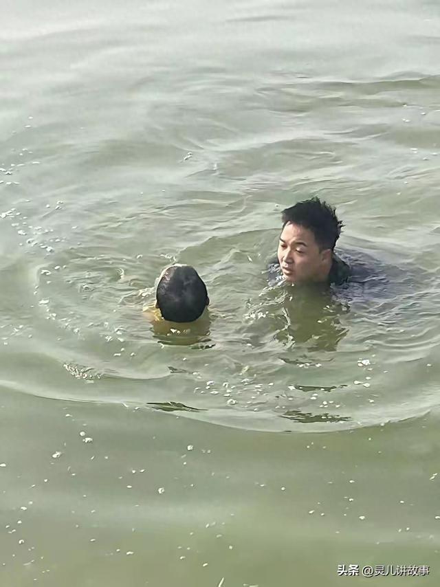 这是一个非常真实，触动人心，又充满生活哲理的故事