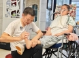 冻不住的爱！妻子确诊渐冻症5年，安徽男子不离不弃打破“生存期魔咒”