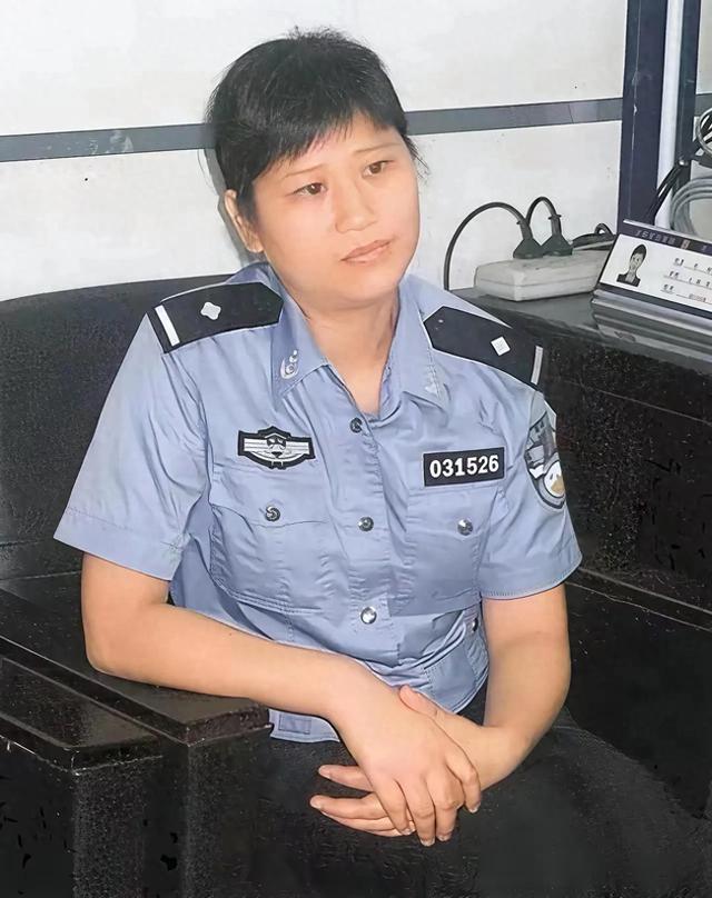 2008汶川地震！民警蒋晓娟废墟哺乳九名孤儿，温柔善举感动全国